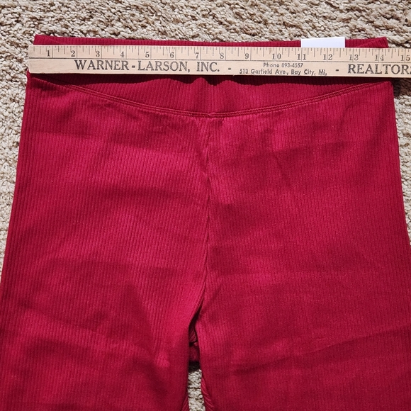 NWT PINK Stretch cotton ribbed flare legging. Size Large. Color deep red - Picture 7 of 11